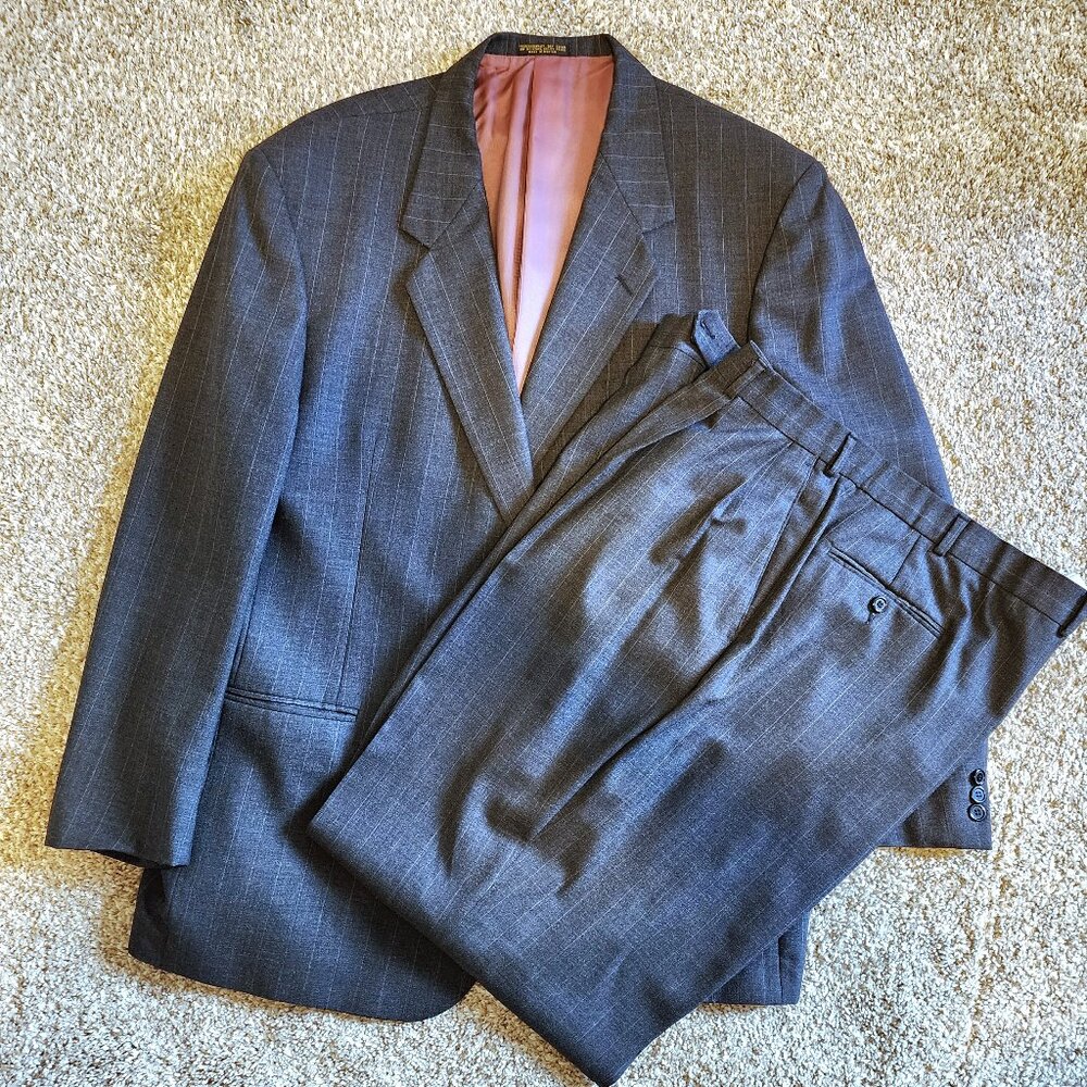 Adolfo men's 2 piece suit size 50L, pants 46x30